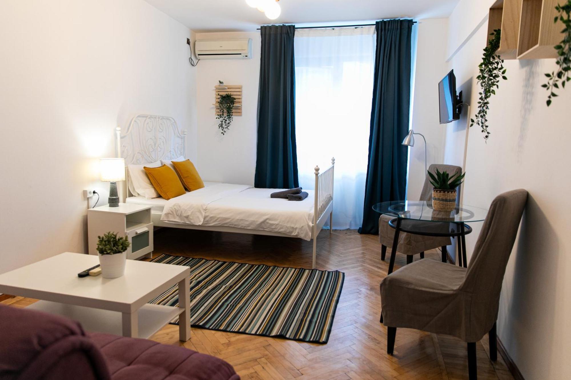 Color Apartment Regina Elisabeta 23 Bucareste Exterior foto